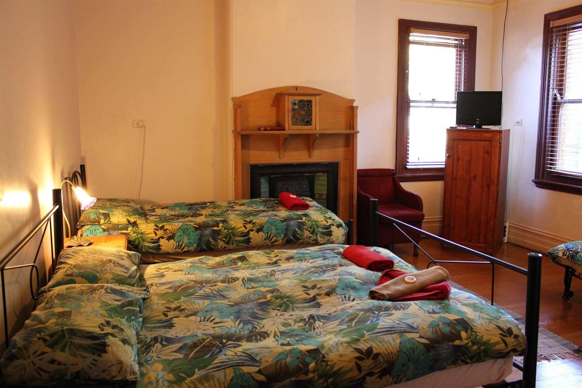 سيدني Burwood Bed And Breakfast المظهر الخارجي الصورة